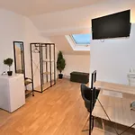 Capstay - Netflix Trith-Saint-Leger
