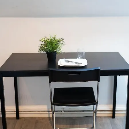 Capstay - Netflix Trith-Saint-Leger