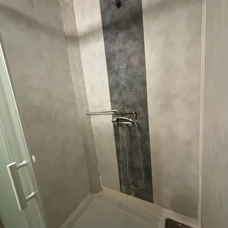 Capstay - Netflix Trith-Saint-Leger