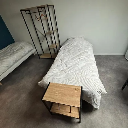 Ξενοδοχείο Capstay - Netflix 2*