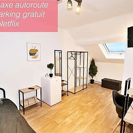 Capstay - Netflix Hotel
