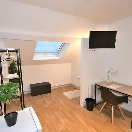 Hotel Capstay - Netflix