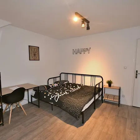 Hotel Capstay - Netflix